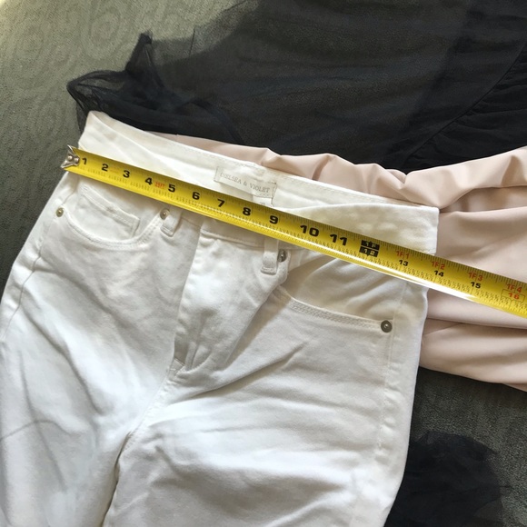 - NWT Chelsea & Violet white jeans vodka soda - Picture 8 of 8